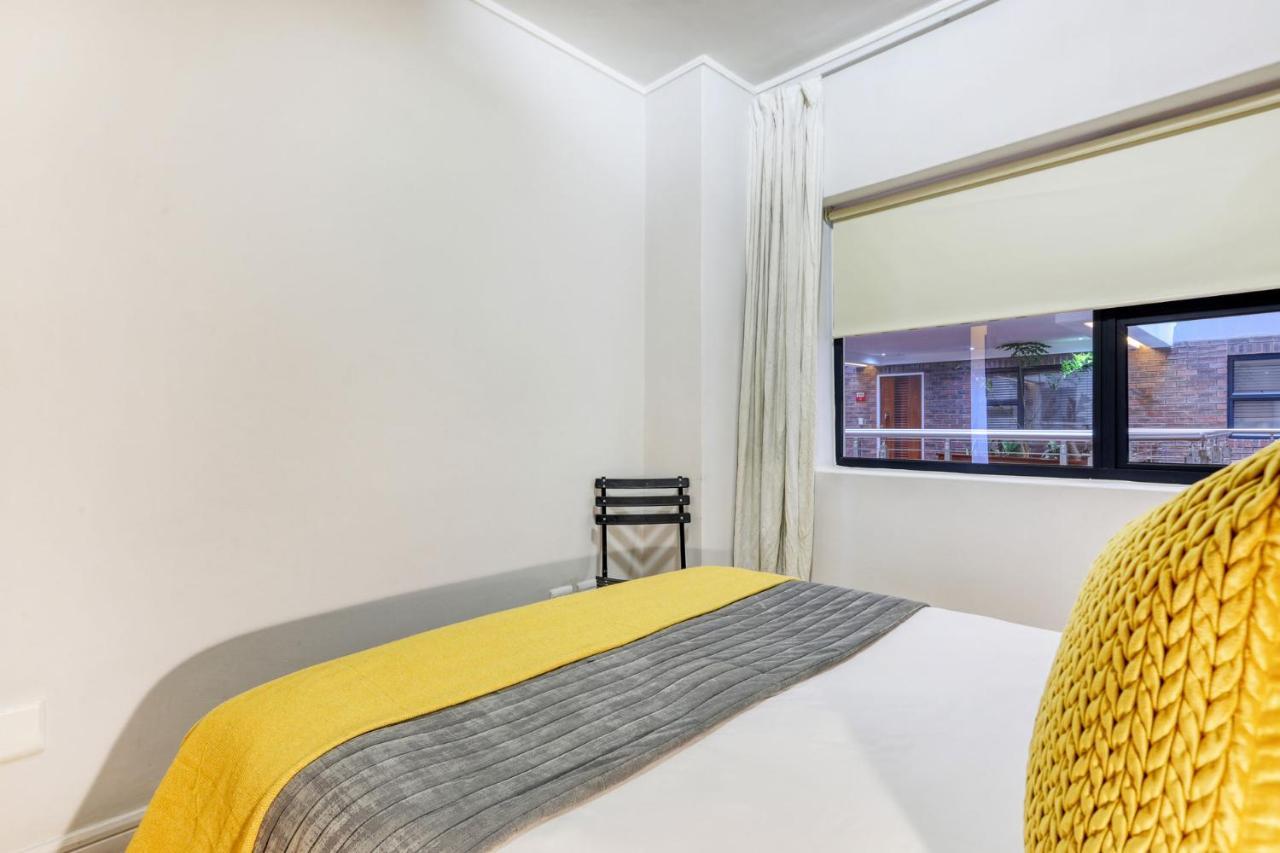 Authentic Cape Town Apartment Near The Waterfront Екстериор снимка