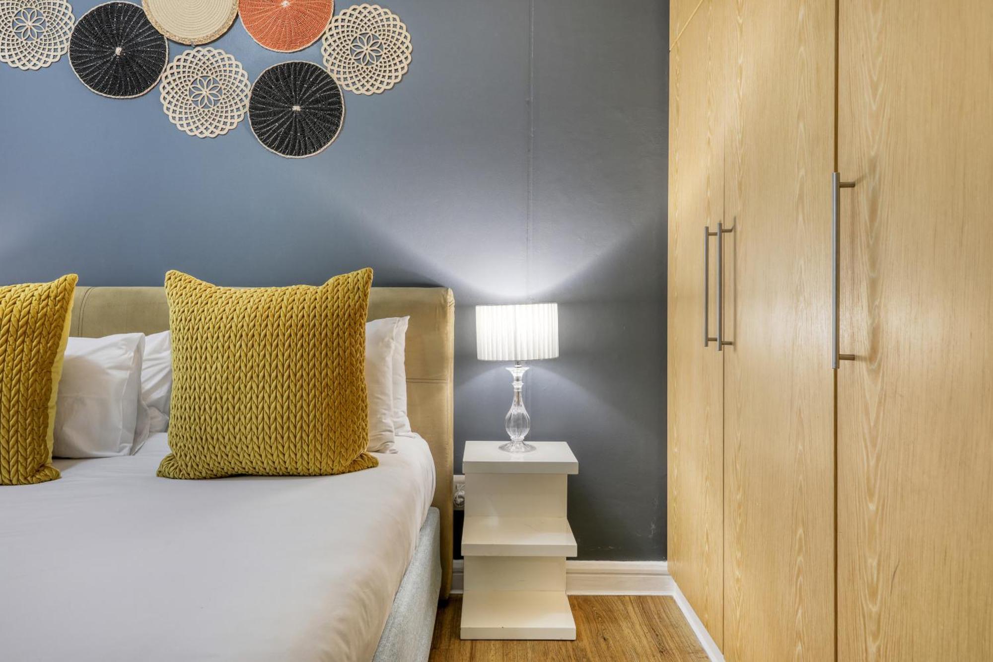 Authentic Cape Town Apartment Near The Waterfront Екстериор снимка